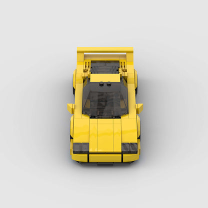 picture of a Ferrari F40 Yellow Edition LEGO car