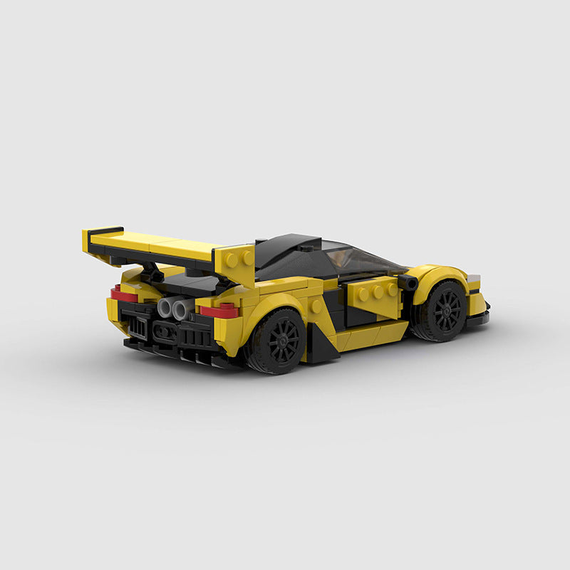 picture of a McLaren P1 GTR LEGO car