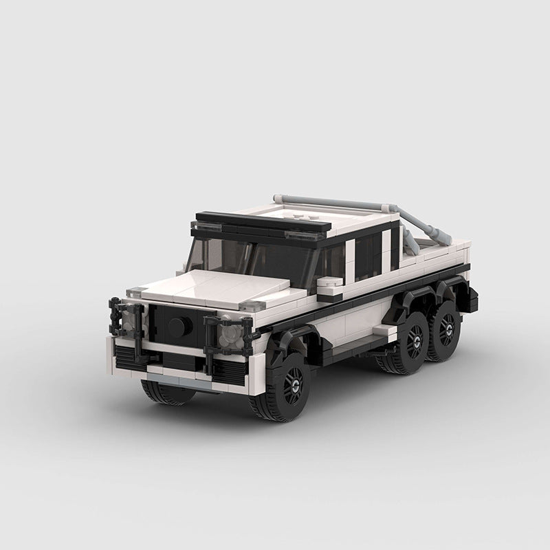 picture of a Mercedes AMG G63 6x6 LEGO car